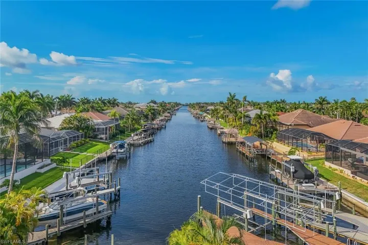 2502 Cape Coral Pkwy W, Cape Coral, Florida 33914