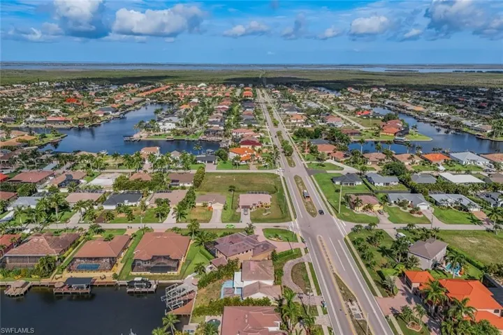 2502 Cape Coral Pkwy W, Cape Coral, Florida 33914