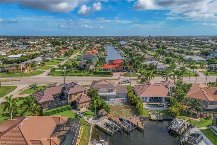 2502 Cape Coral Pkwy W, Cape Coral, Florida 33914