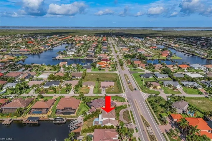2502 Cape Coral Pkwy W, Cape Coral, Florida 33914