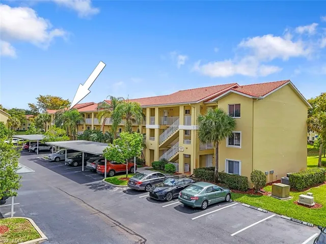 8288 Key Royal Ln 1435, Naples, Florida 34119