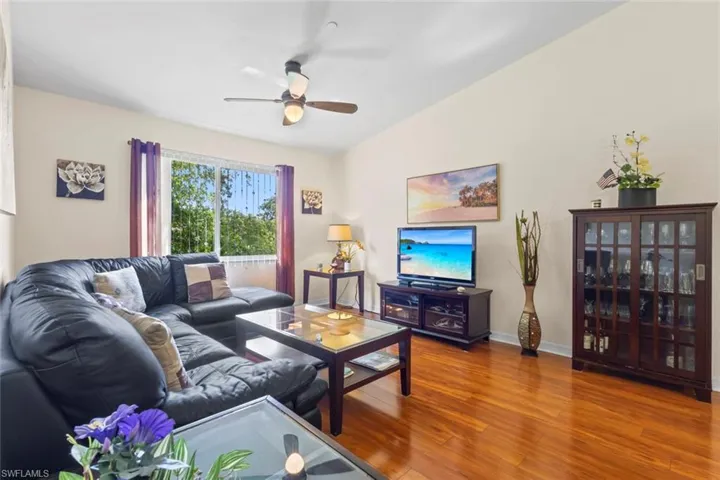 8288 Key Royal Ln 1435, Naples, Florida 34119