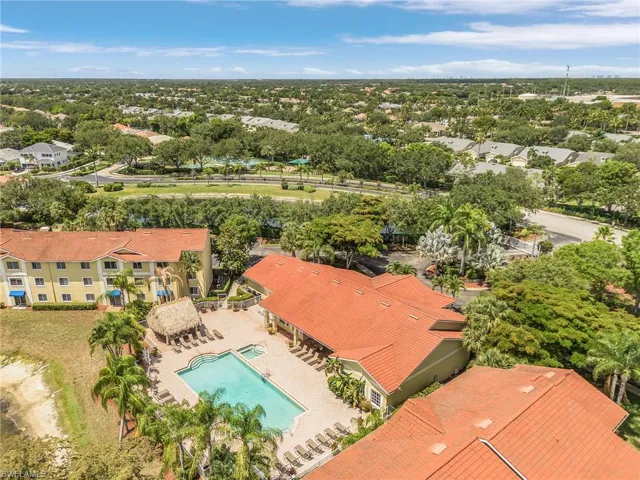 8288 Key Royal Ln 1435, Naples, Florida 34119