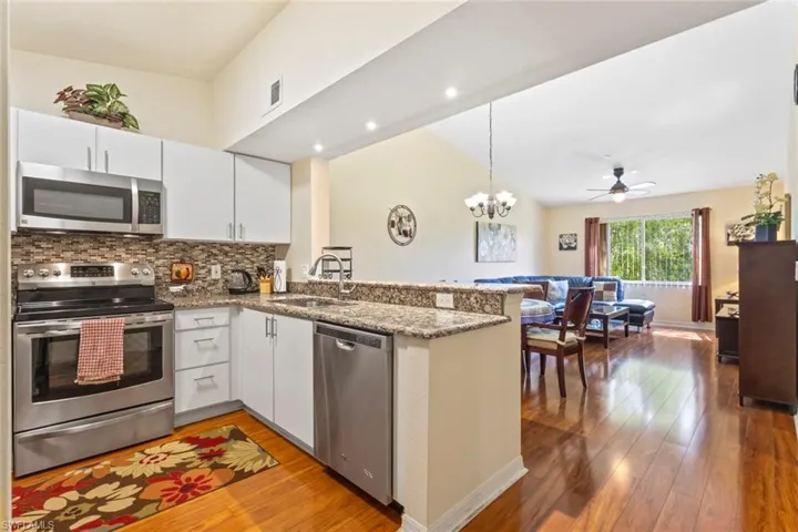 8288 Key Royal Ln 1435, Naples, Florida 34119