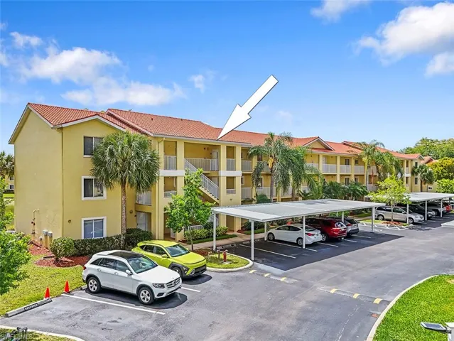8288 Key Royal Ln 1435, Naples, Florida 34119