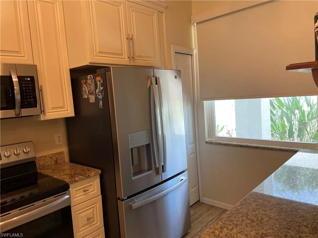 1024 Mainsail DR, Naples, FL 34114,225063668