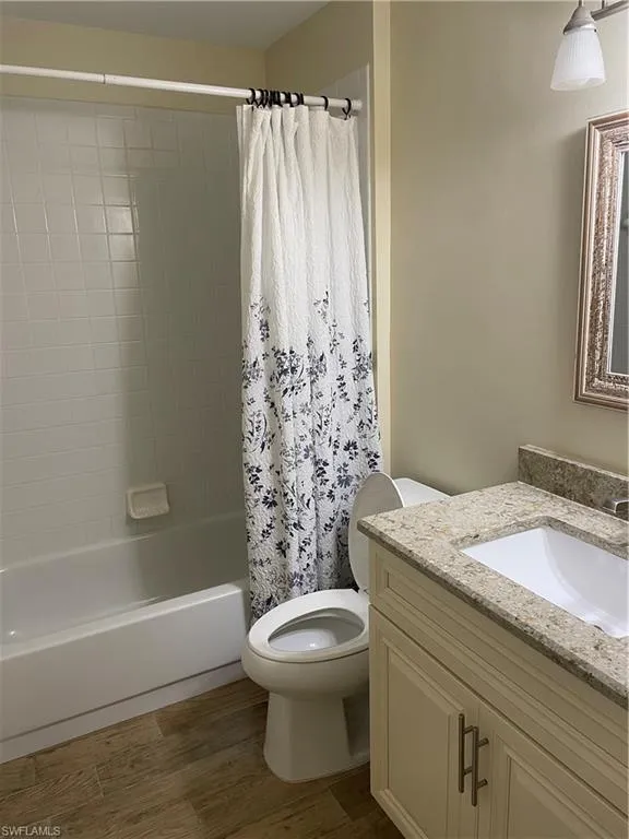 1024 Mainsail DR, Naples, FL 34114,225063668