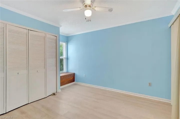 3636  Kent  DR, Naples, FL 34112