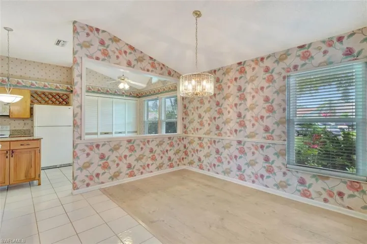 3636  Kent  DR, Naples, FL 34112