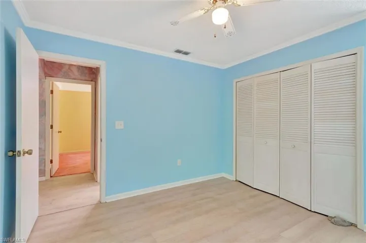 3636  Kent  DR, Naples, FL 34112
