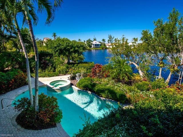 Pool/Spa w/ Lake Views