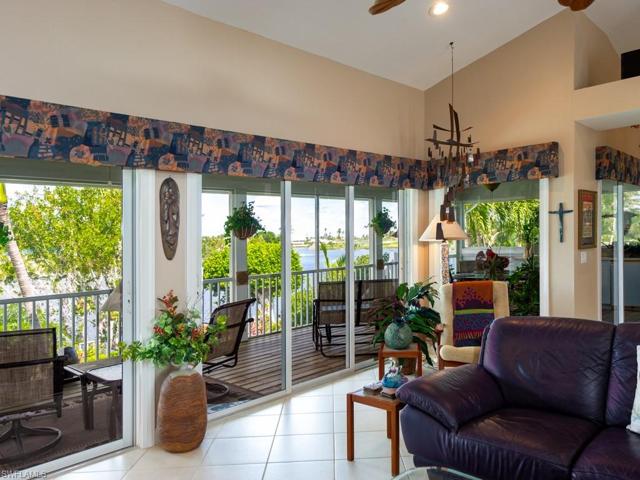 Living Room w/ Porch Access