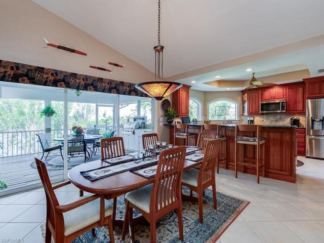 Dining Room w/ Porch Access