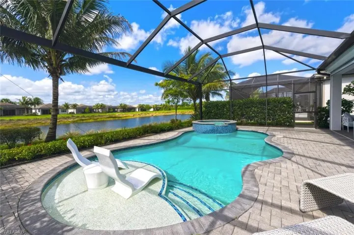 11338 Jacaranda Dr, Naples, Florida 34120