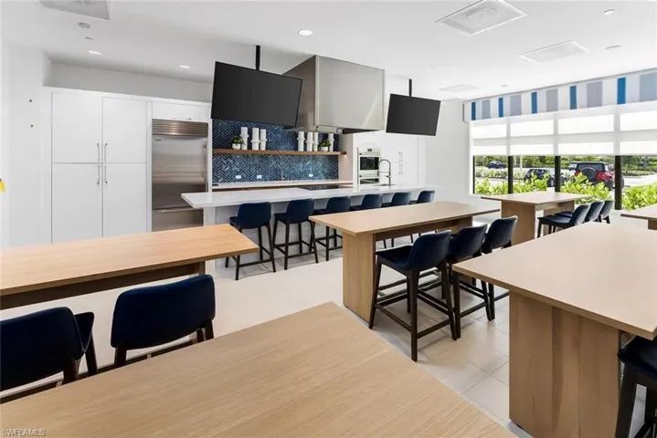 11338 Jacaranda Dr, Naples, Florida 34120