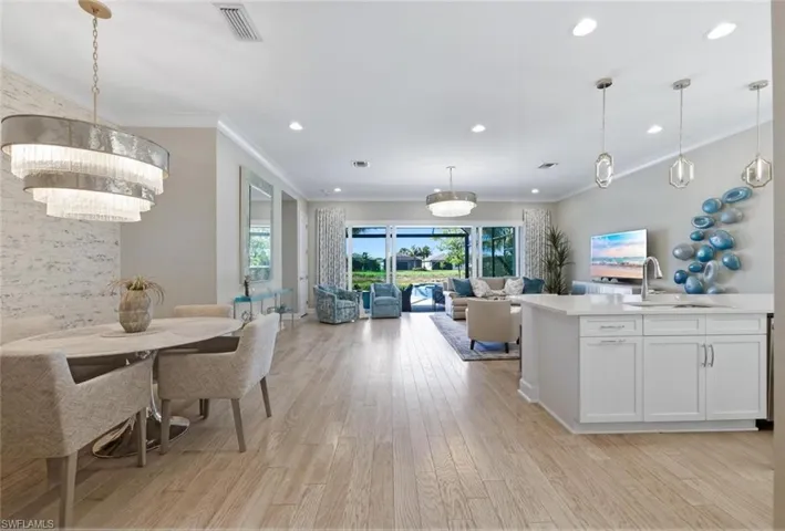 11338 Jacaranda Dr, Naples, Florida 34120
