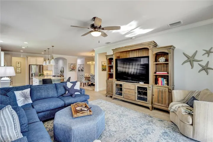 7235 Live Oak Dr, Naples, Florida 34114