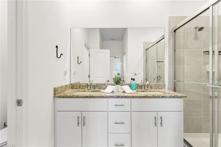 14275 Pine Lodge Ln, Fort Myers, Florida 33913