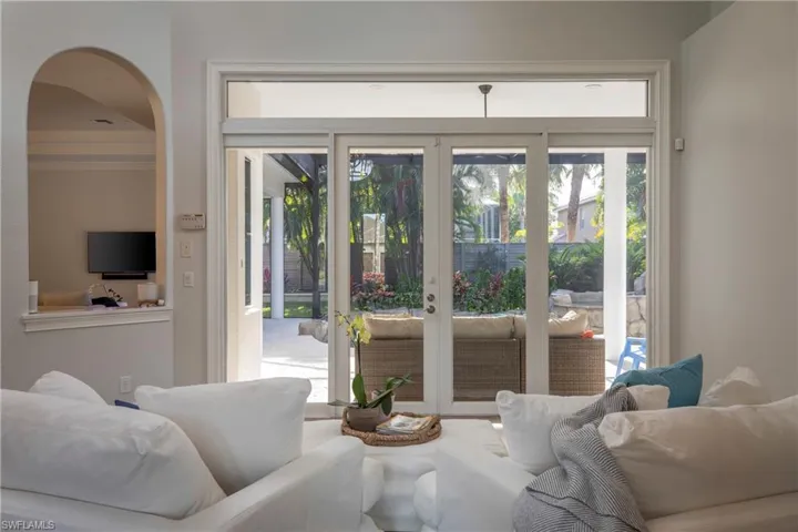 14910 Tybee Island Dr, Naples, Florida 34119
