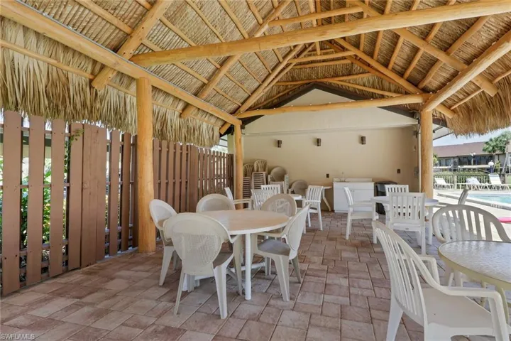 15456 Admiralty Cir 10, North Fort Myers, Florida 33917