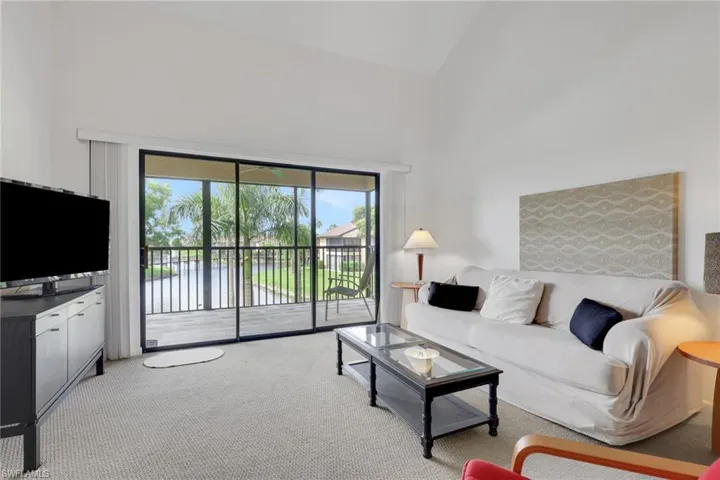 15456 Admiralty Cir 10, North Fort Myers, Florida 33917