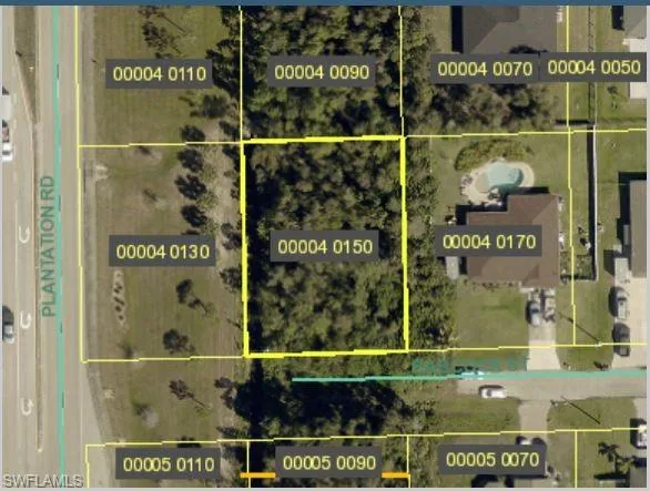 Aerial map of property and surrounding area