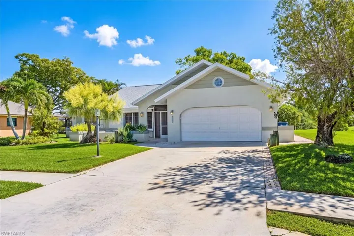 4220 Glasgow Ct, North Fort Myers, Florida 33903