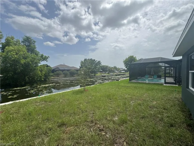 302 Se 1st Ter, Cape Coral, Florida 33990