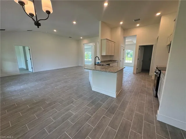 302 Se 1st Ter, Cape Coral, Florida 33990