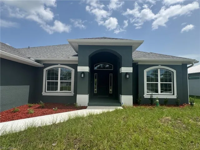 302 Se 1st Ter, Cape Coral, Florida 33990