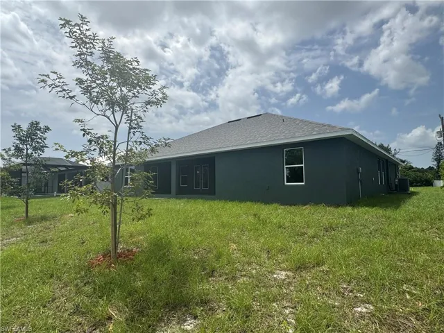 302 Se 1st Ter, Cape Coral, Florida 33990