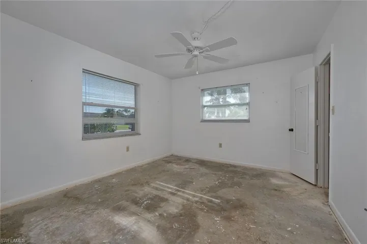 5160  31st SW AVE, Naples, FL 34116