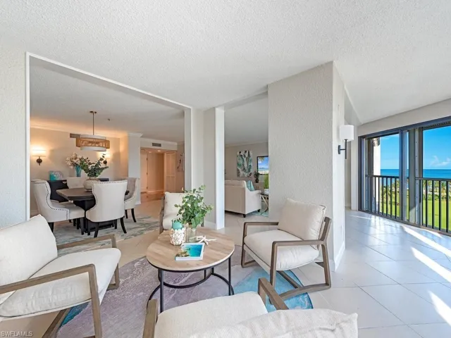 4401 Gulf Shore Blvd N C604, Naples, Florida 34103