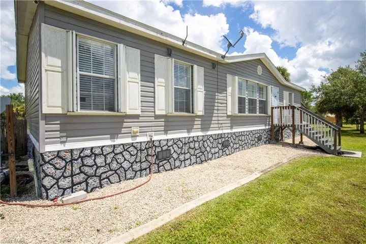 651  Montura  AVE, Clewiston, FL 33440