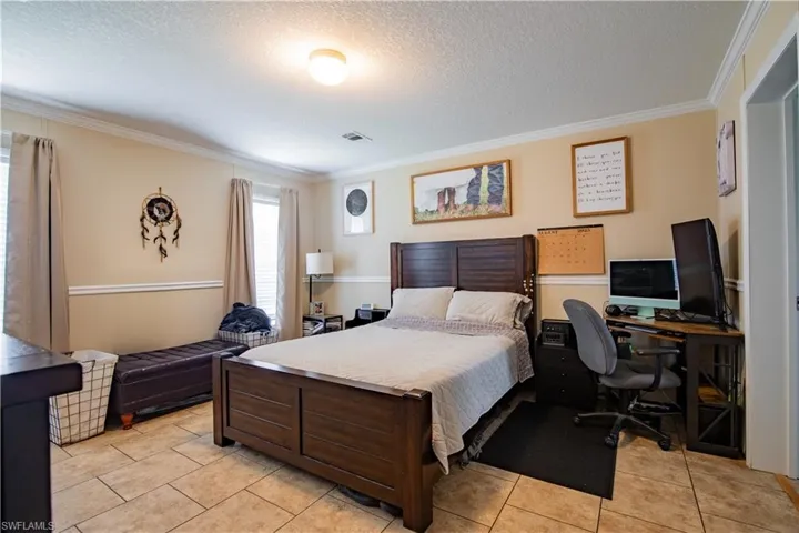 651  Montura  AVE, Clewiston, FL 33440