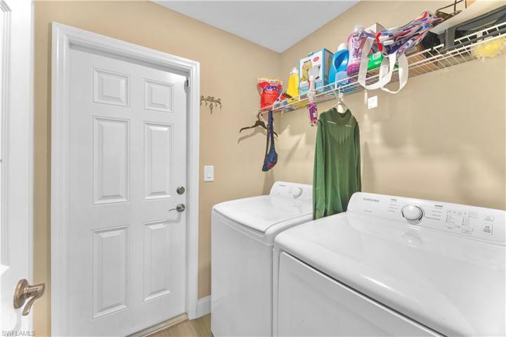 320  Canton  AVE, LEHIGH ACRES, FL 33936