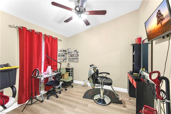 320  Canton  AVE, LEHIGH ACRES, FL 33936