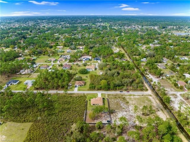 320  Canton  AVE, LEHIGH ACRES, FL 33936