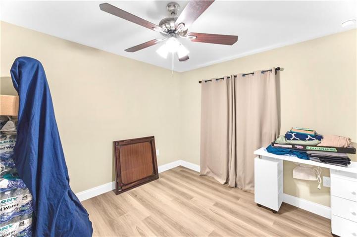 320  Canton  AVE, LEHIGH ACRES, FL 33936