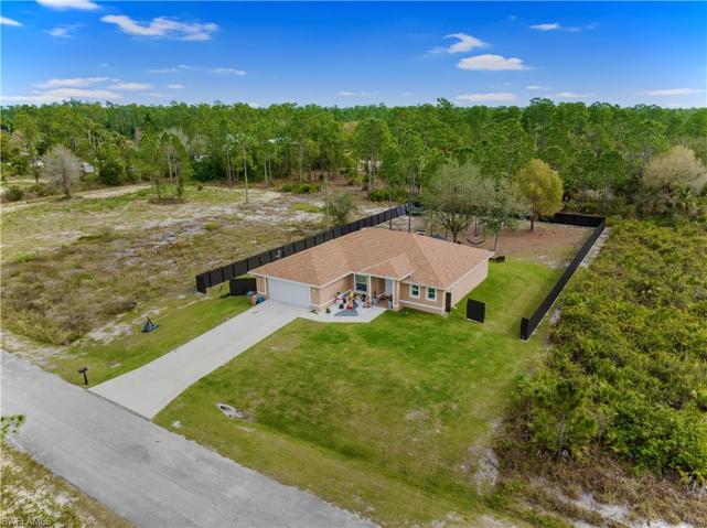 320  Canton  AVE, LEHIGH ACRES, FL 33936