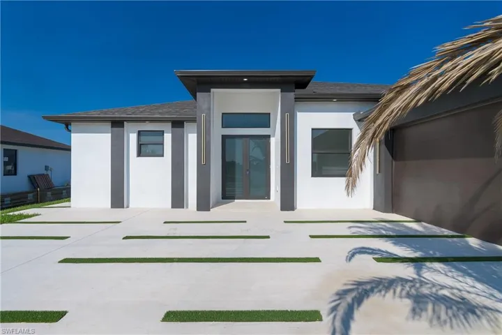 928 NE 14th  AVE, Cape Coral, FL 33909