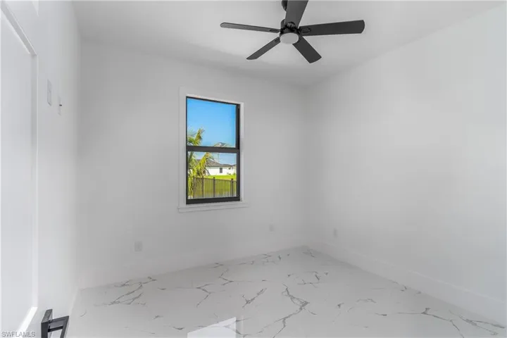 928 NE 14th  AVE, Cape Coral, FL 33909