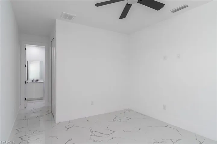 928 NE 14th  AVE, Cape Coral, FL 33909