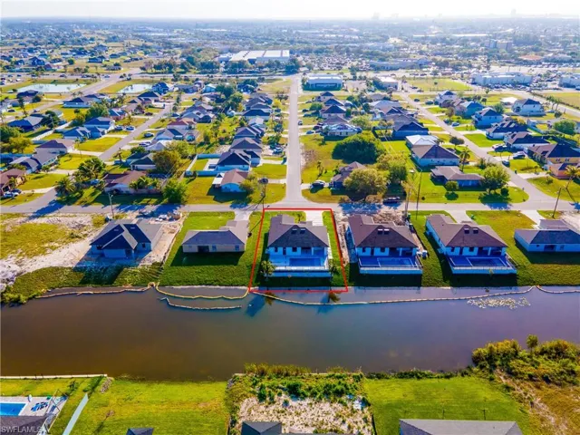 928 NE 14th  AVE, Cape Coral, FL 33909