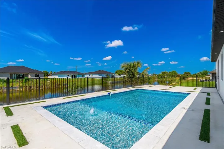 928 NE 14th  AVE, Cape Coral, FL 33909