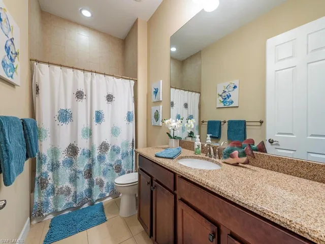 9009  Isla Bella  CIR, Bonita Springs, FL 34135