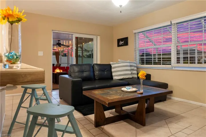 1906 Se 26th St, Cape Coral, Florida 33904