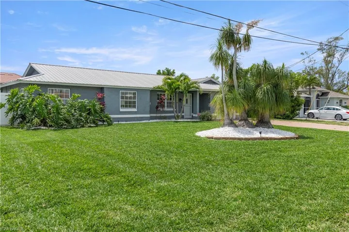 1906 Se 26th St, Cape Coral, Florida 33904
