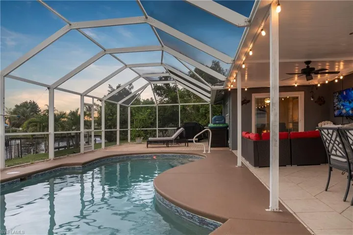1906 Se 26th St, Cape Coral, Florida 33904