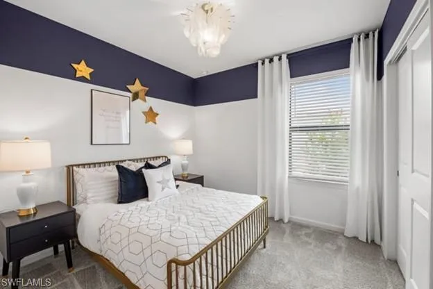 Interior photos are of a staged model home. Illustration purposes only. Options may vary.